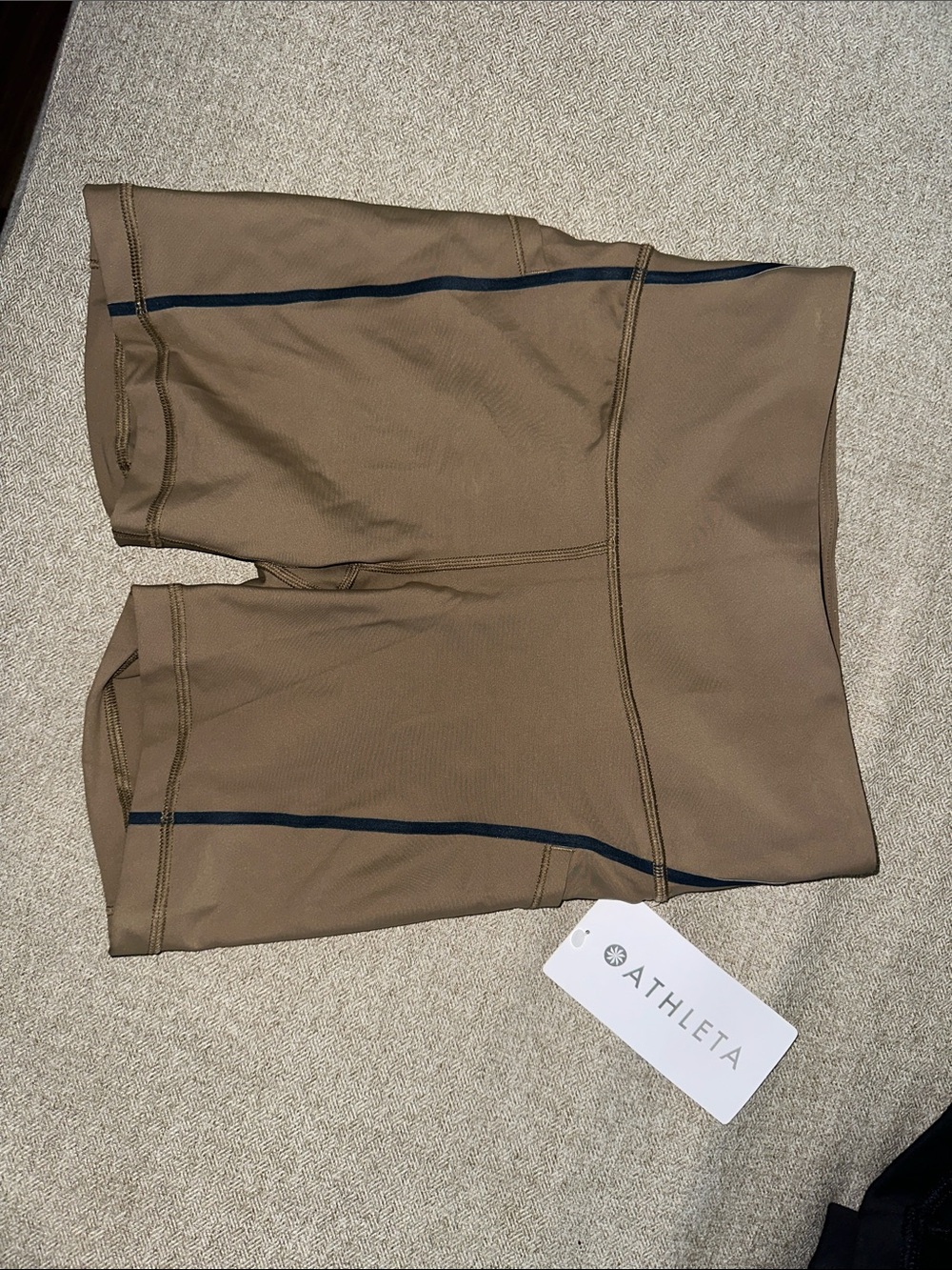 Athleta Tan Mini Active Skort with Navy Trim